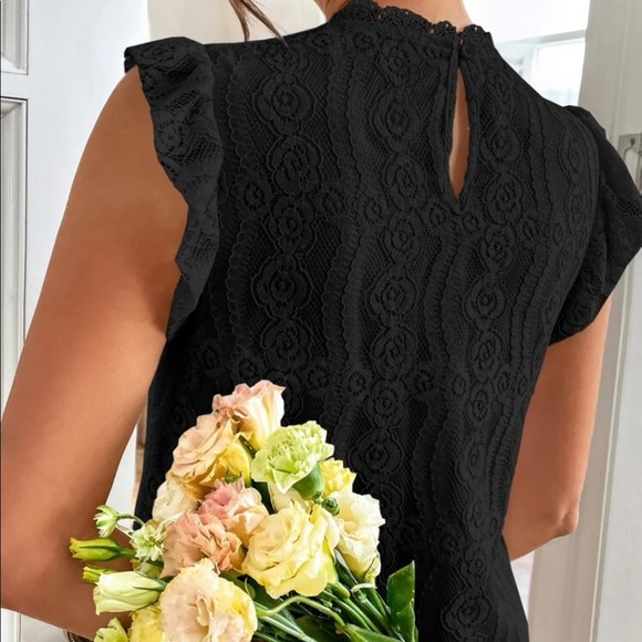 Black butterfly sleeve lace blouse - Picture 2 of 12